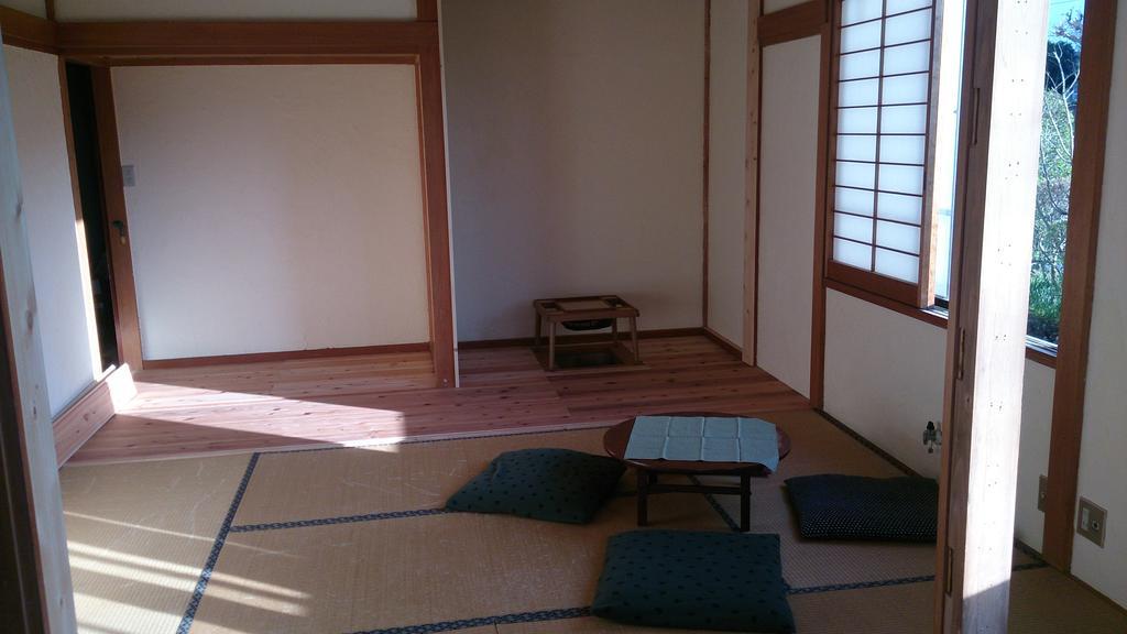 Teishaba Guesthouse&Cafe Fujiyoshida Eksteriør billede