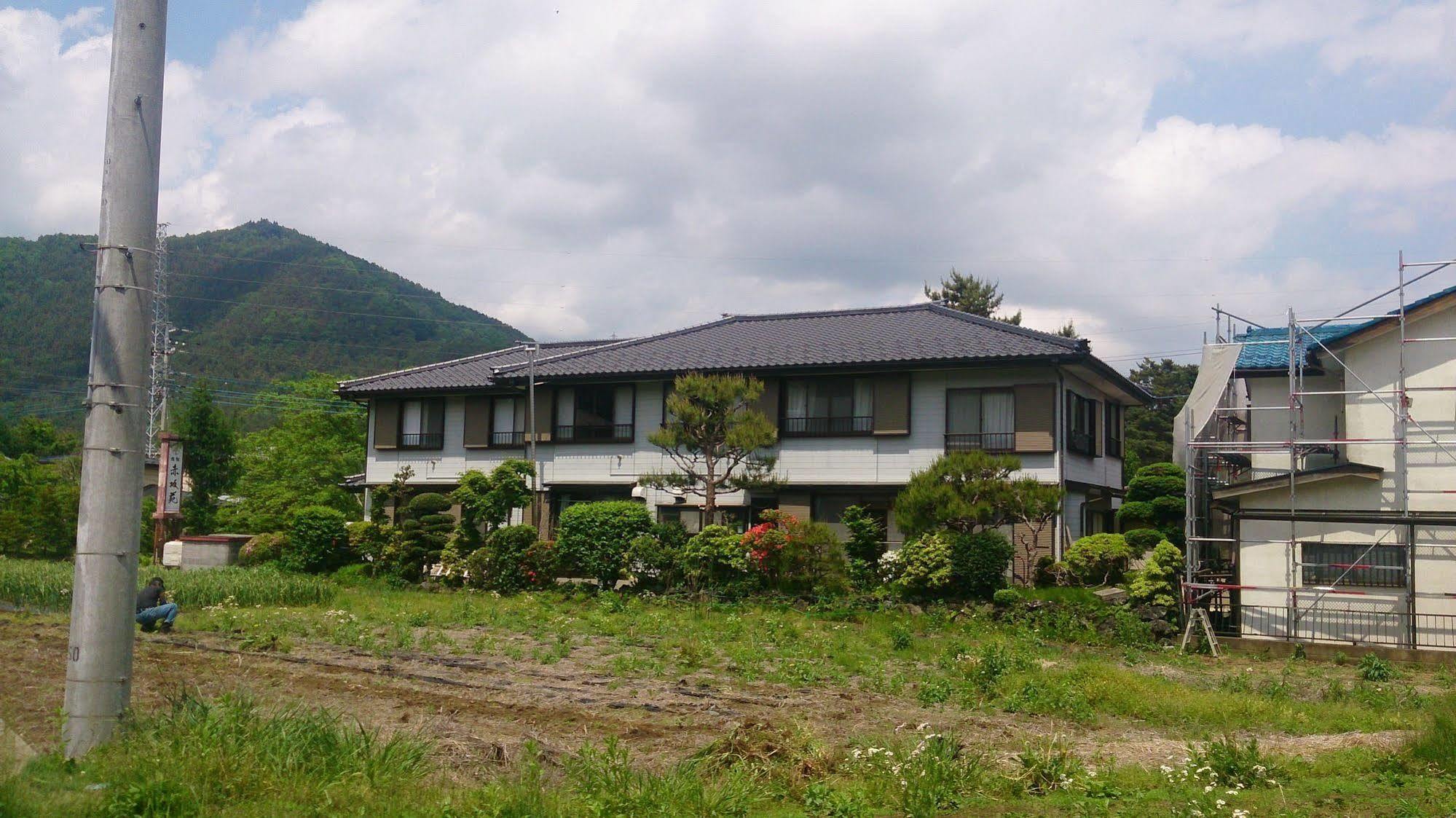 Teishaba Guesthouse&Cafe Fujiyoshida Eksteriør billede