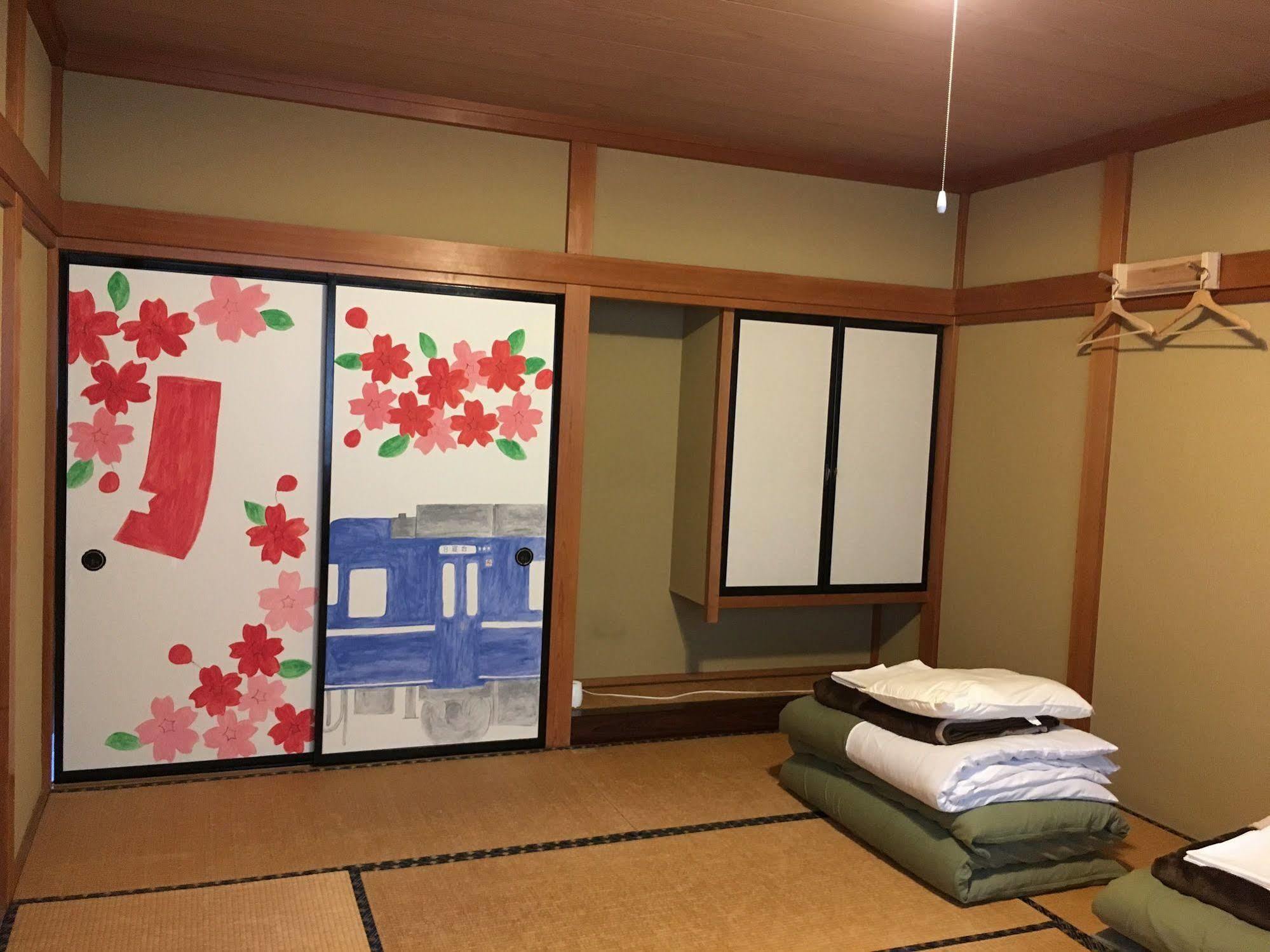 Teishaba Guesthouse&Cafe Fujiyoshida Eksteriør billede
